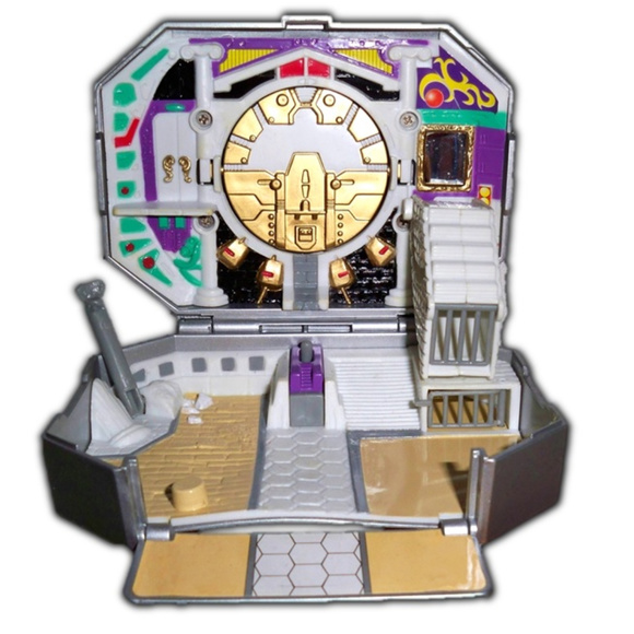 Power Rangers White Tiger Ranger Pocket Toy - Picture 2 of 3